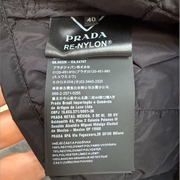 Prada Black Cropped Nylon Quilted Jacket [40] - Picture 5 of 8